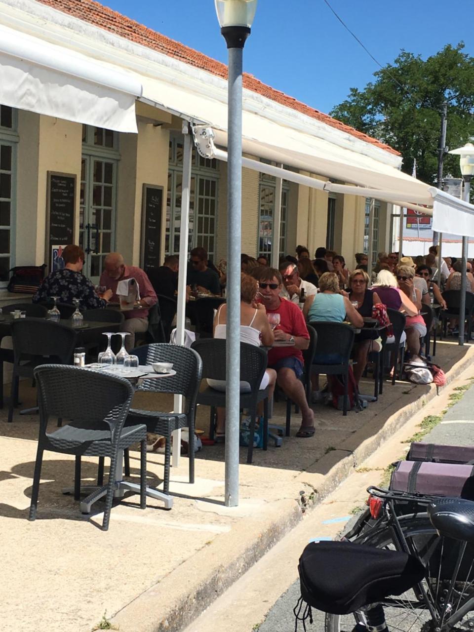 Hotel Les Bains - Et Restaurant Boyardville