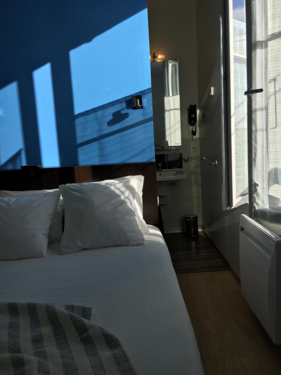 Les Bains - Et Restaurant Hotel